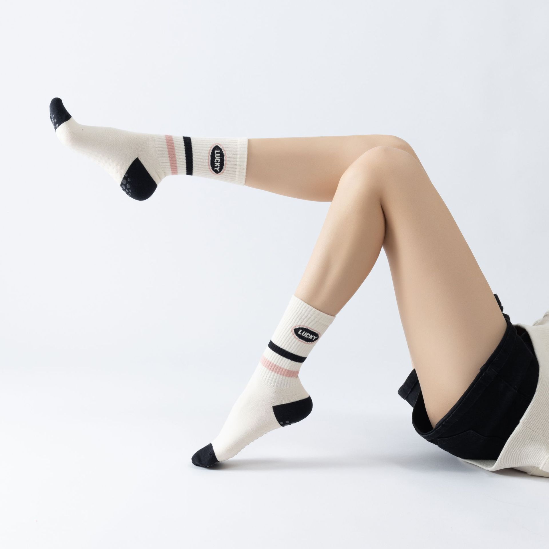 Kaus Kaki Aerobik Yoga Bergari - Pilates Yoga Zumba ulasan dan harga